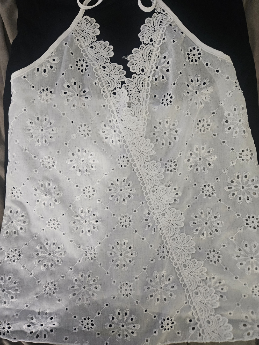SHEIN White Eyelet Lace Halter Camisole